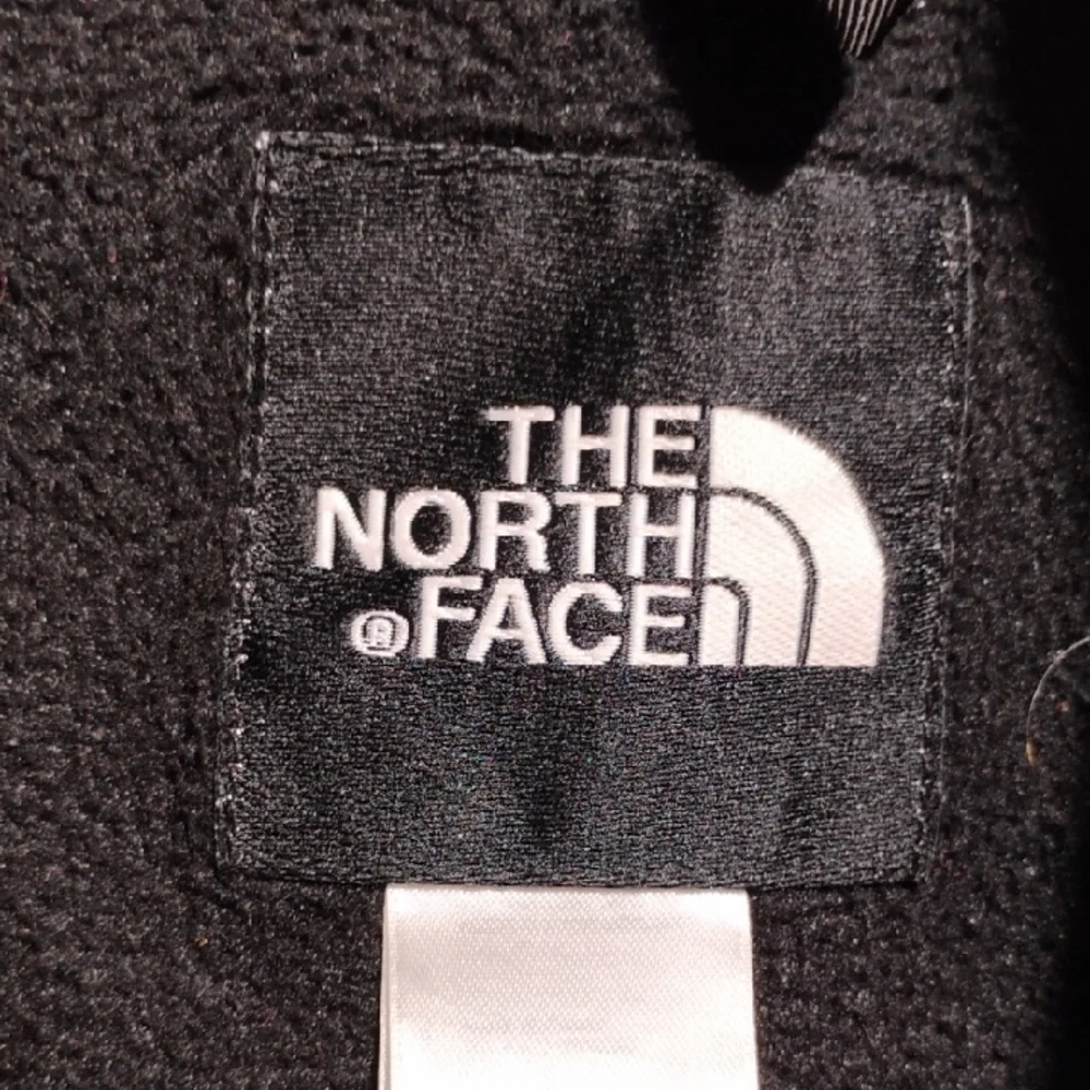(BX47) SALE! The North Face Womens Retro Black Denali Jacket Sz.L Gently Worn